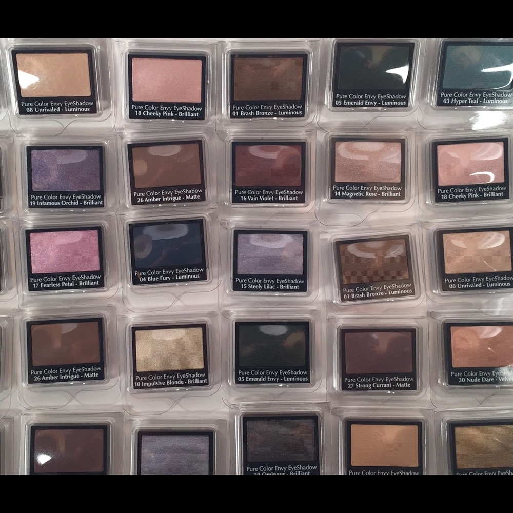 NEW! MAKEUP ARTIST DREAM ESTEE LAUDER EYE SHADOWS
