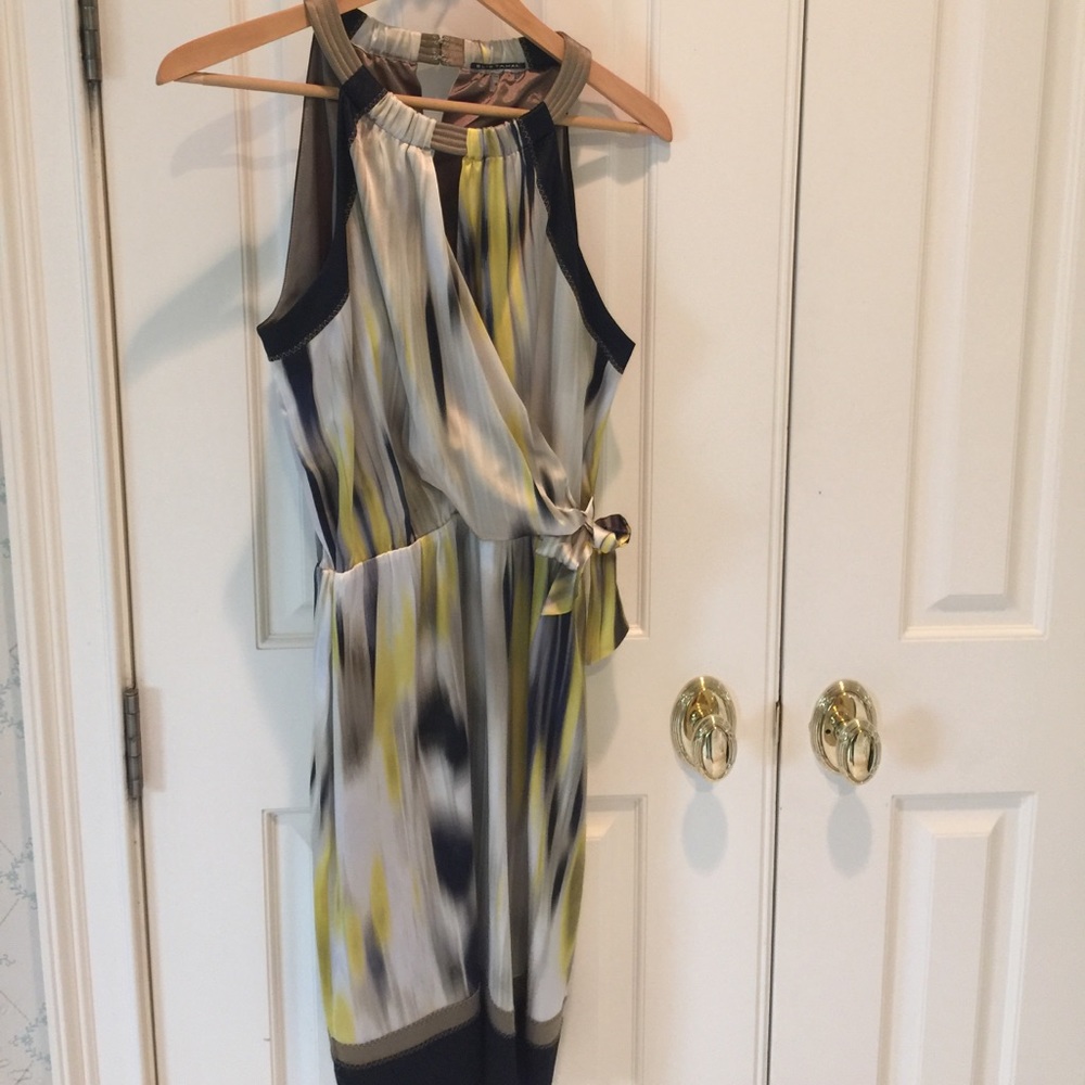 Beautiful patterned Elie Tahari Dress