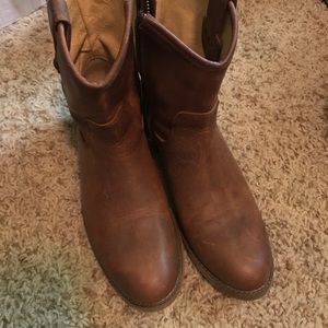 Frye Melissa Button Boots Short