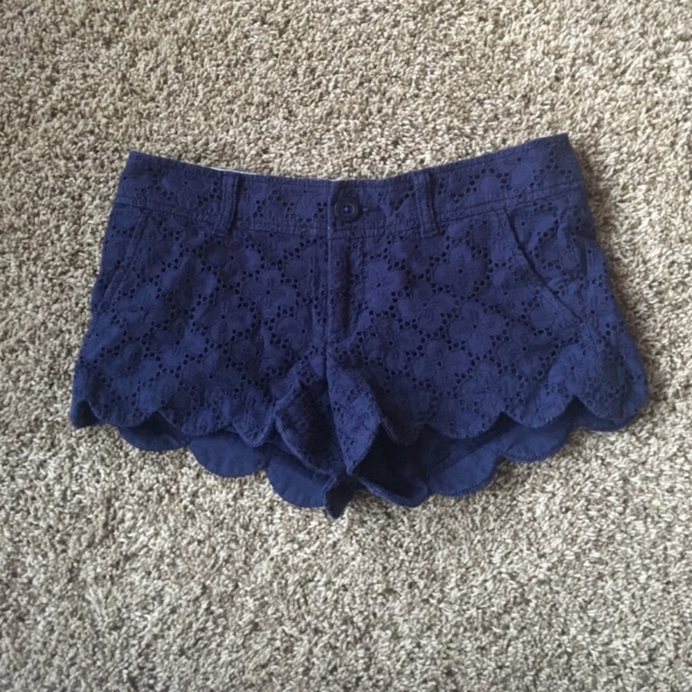 Lilly Pulitzer Scallop Shorts