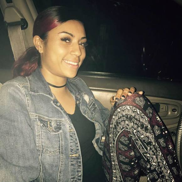 Meet your Posher, Jenny - Picture 1 of 1