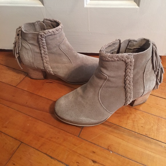 Matisse Lucinda Suede Fringe Ankle Boot - Picture 1 of 8