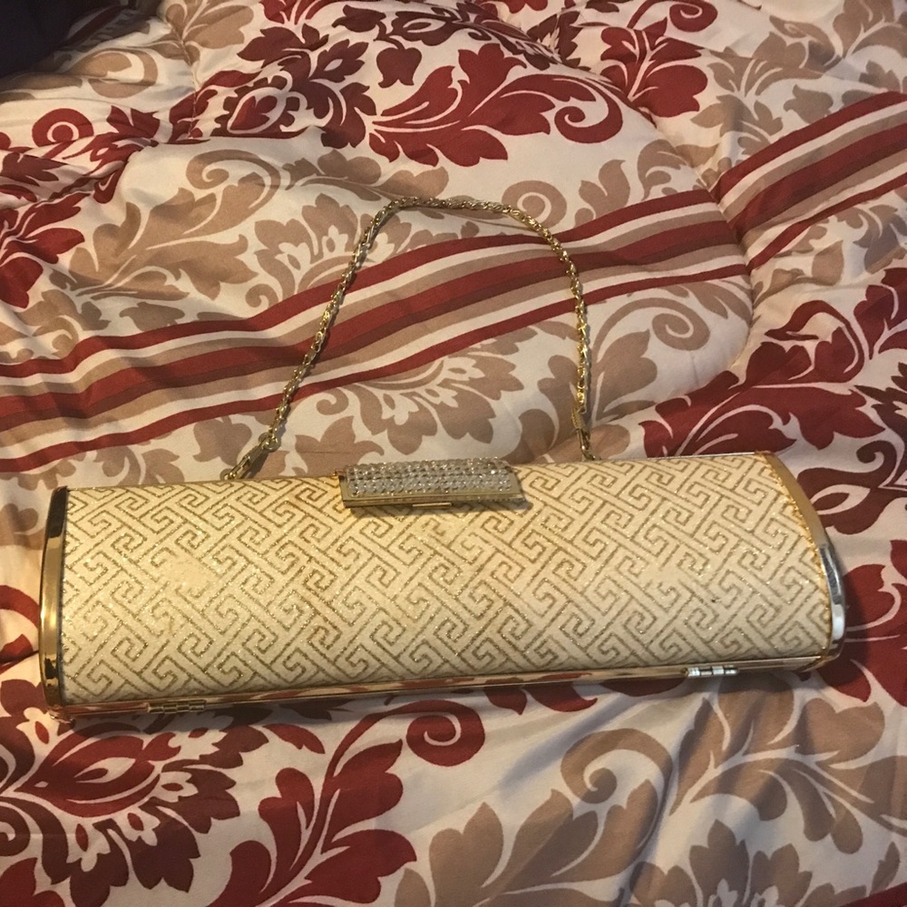Formal gold clutch