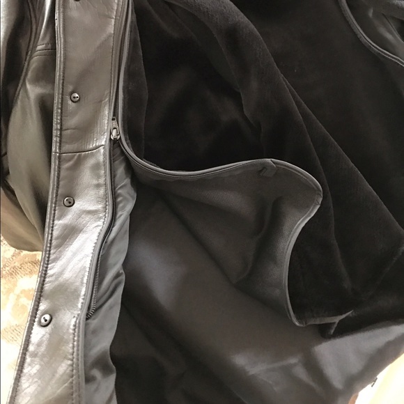 NWOT Men's Genuine Leather Coat - Picture 6 of 8