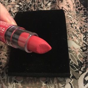NYX Butter 💄Lipstick💄 Little Susie
