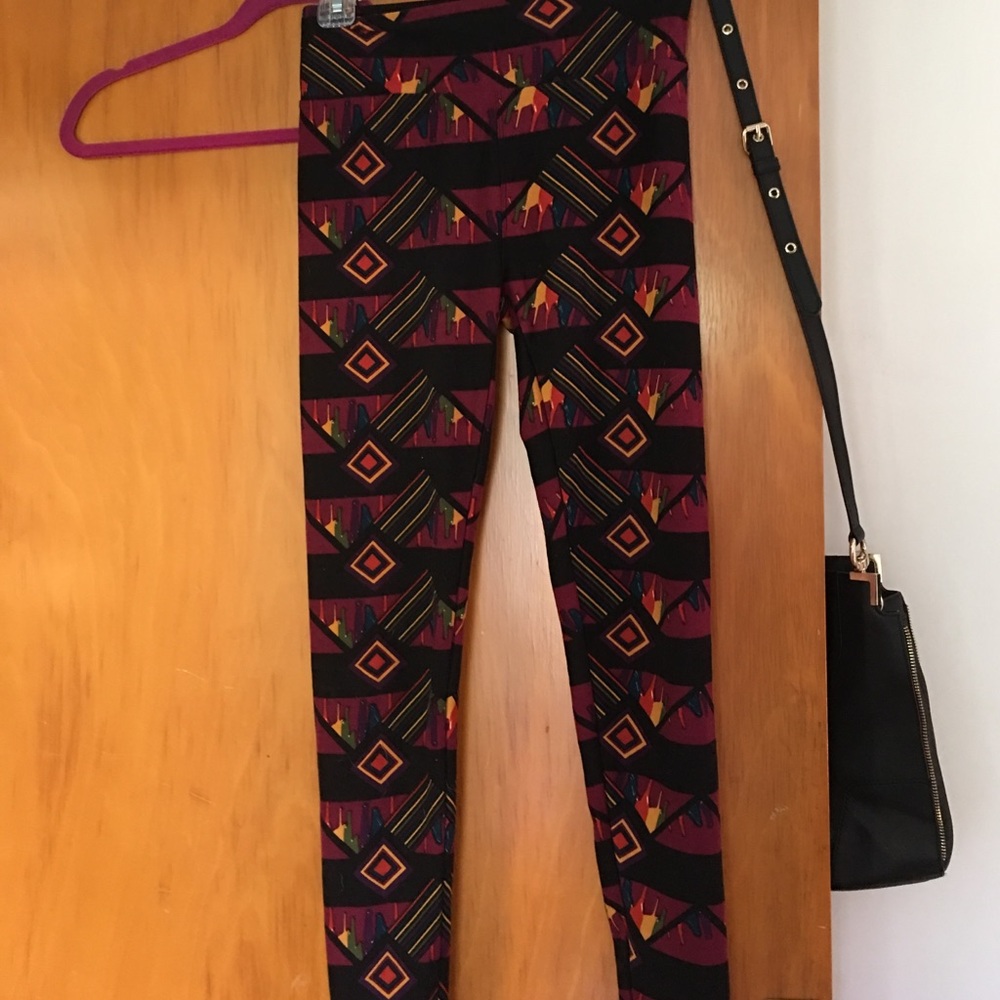 LULAROE ONE SIZE LEGGING! ❤️