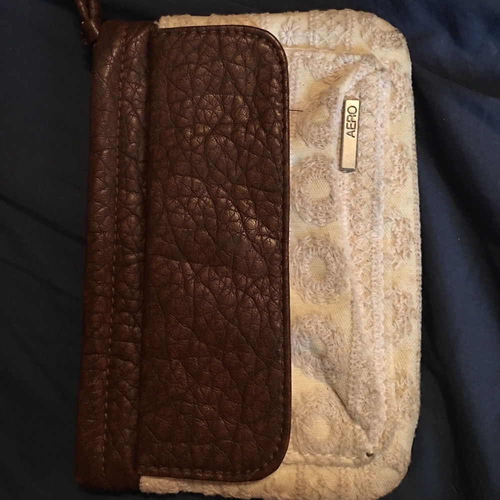 Aeropostale Wristlet