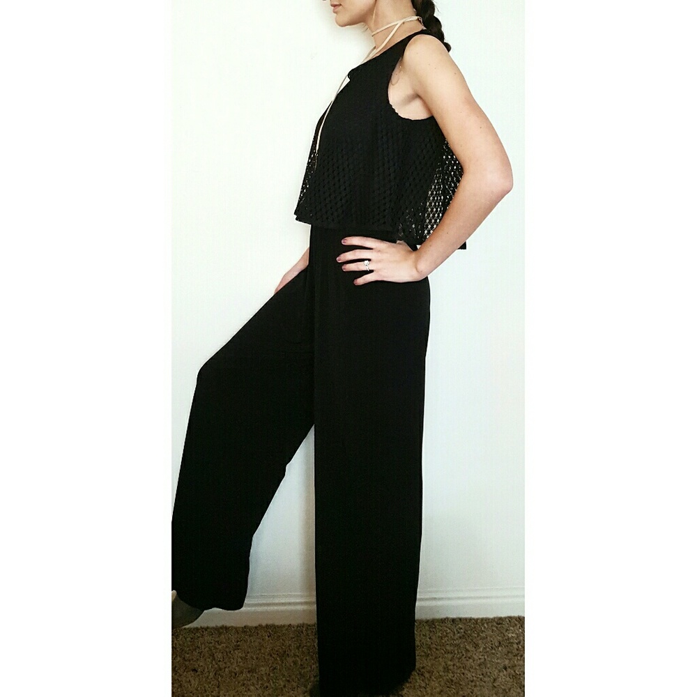Sleeveless black jumpsuit