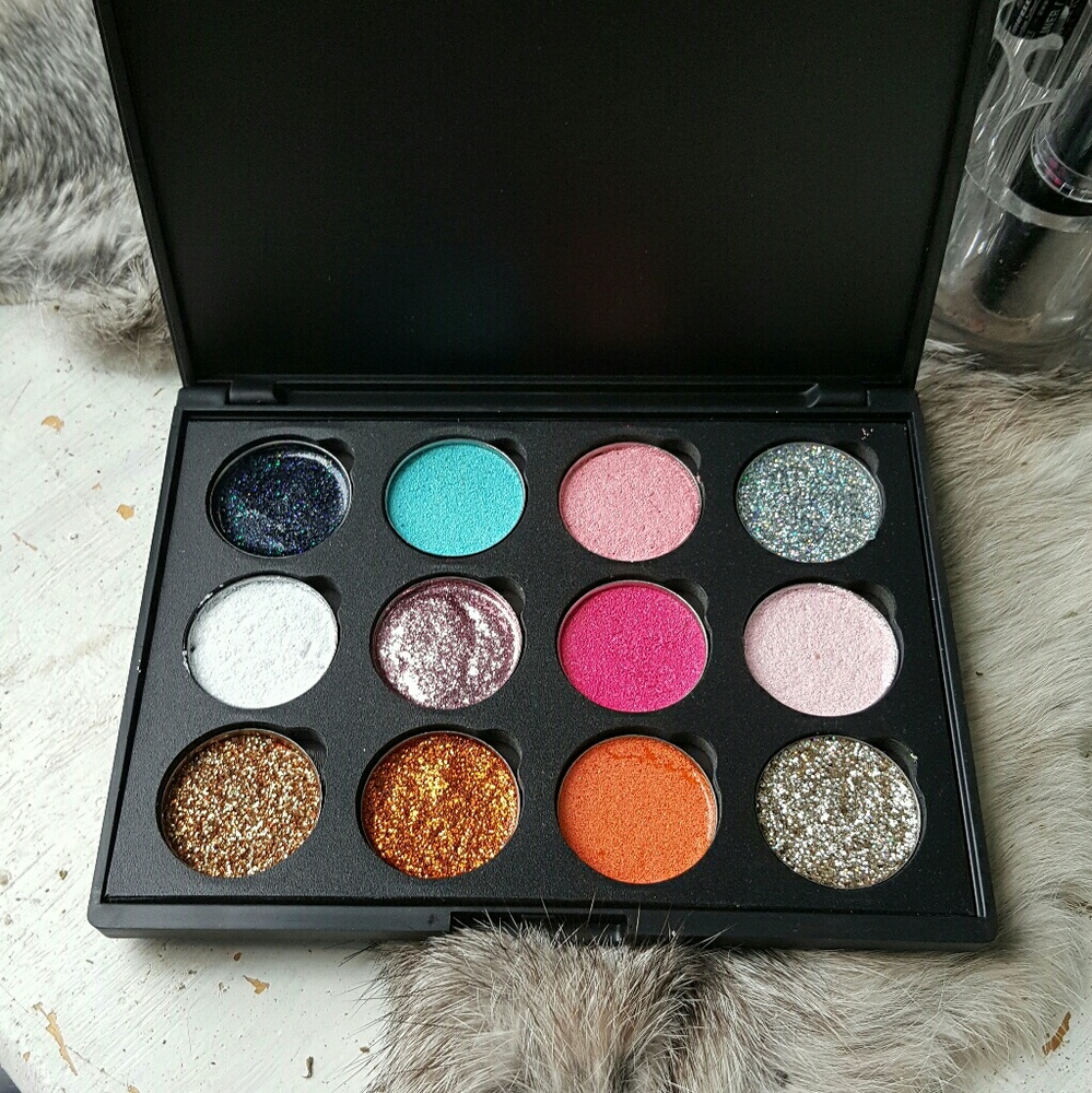 SALE 12 Pc Holographic Pressed Glitter Palette