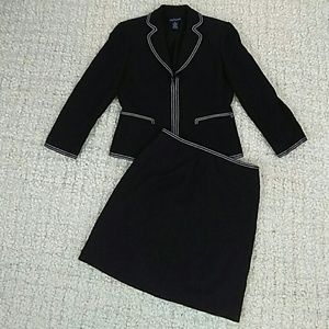 Ann Tayor skirt suit