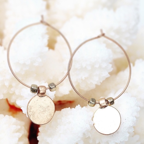 Festival Goddess Earrings - Picture 4 of 4