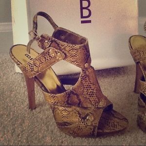 Price Reduction! Gold Gently Worn Gladiators