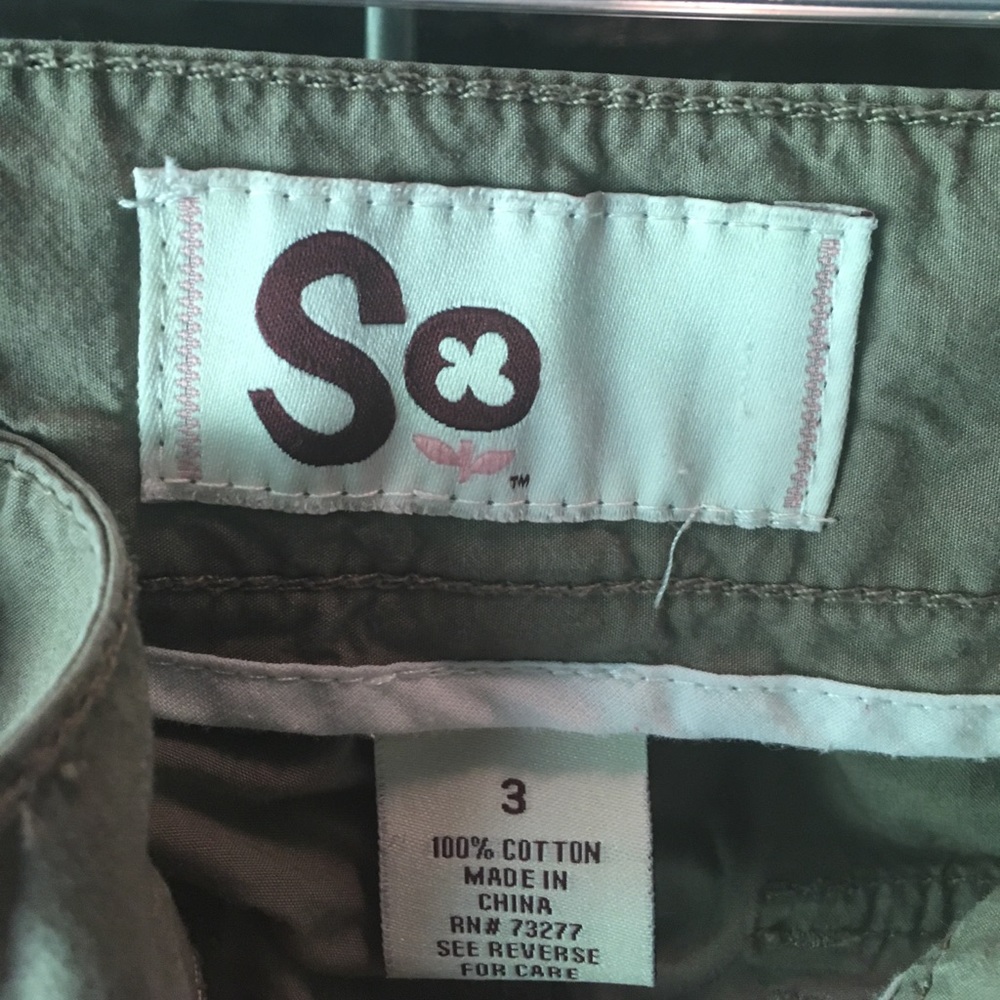 Capris - Picture 3 of 3