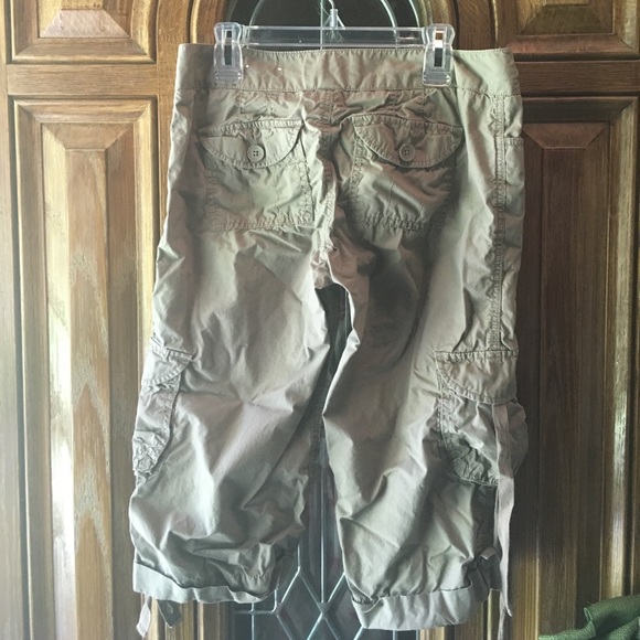 Capris - Picture 2 of 3