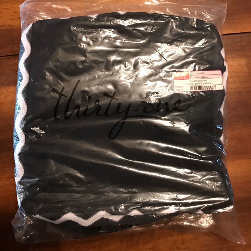 New thirty-one square utility tote