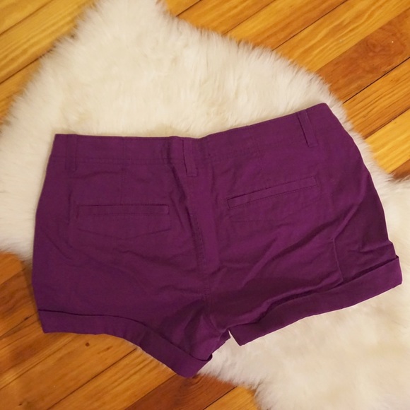 Old Navy Perfect Short - Picture 3 of 3