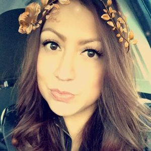 Meet your Posher, Noemi