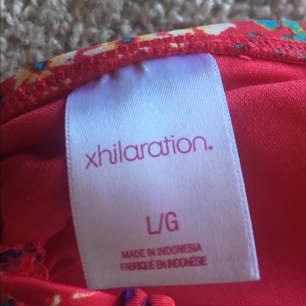Red patterned bikini - Picture 4 of 7
