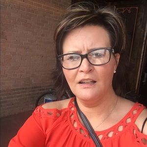 Meet your Posher, Bobbie