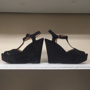 Soda - Size 9 Platform Wedge Sandals