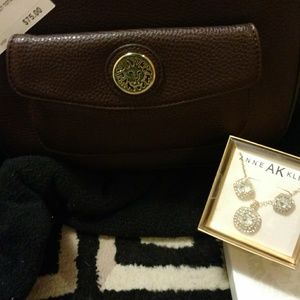 Brand new Anne Klien purse and 3 piece jewelry set
