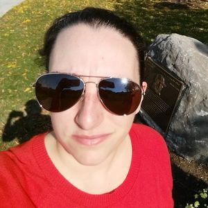 Meet your Posher, Kerri