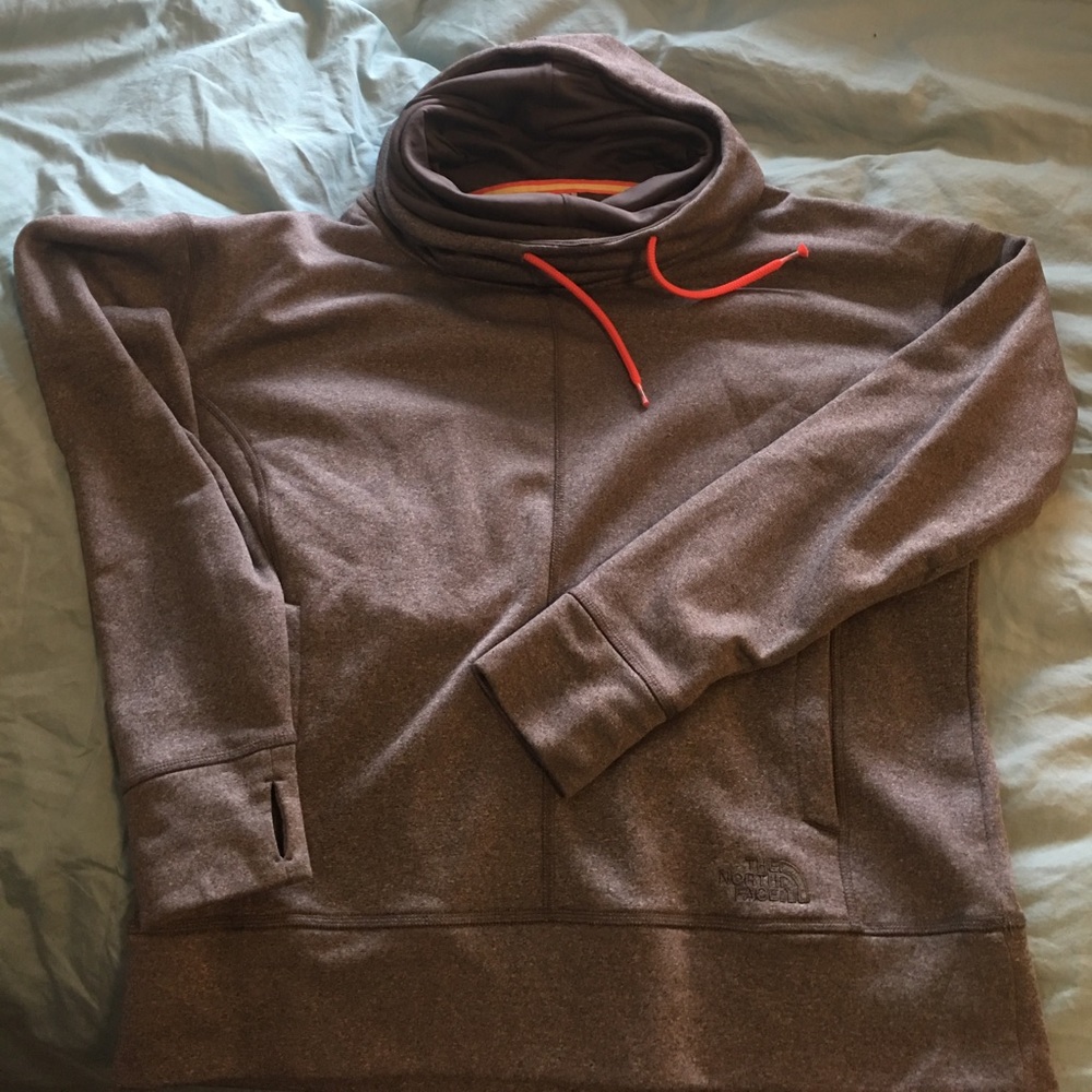 ⚡️⚡️⚡️ FLASH SALE⚡️⚡️⚡️Northface fleece sweatshirt