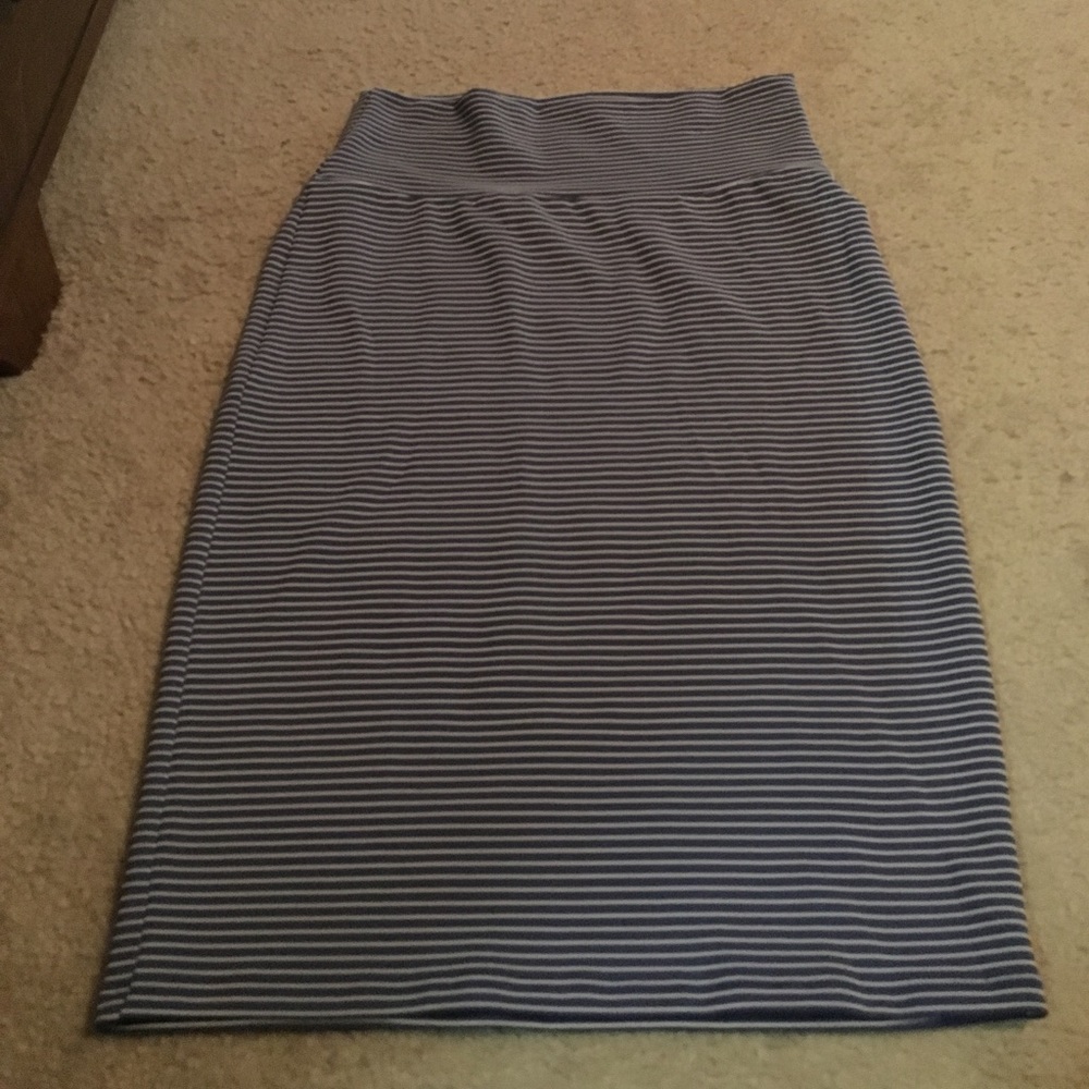 Lularoe Cassie skirt