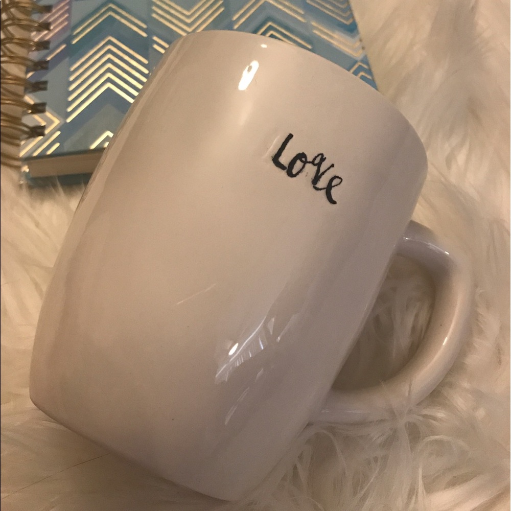 Authentic Rae Dunn love mug
