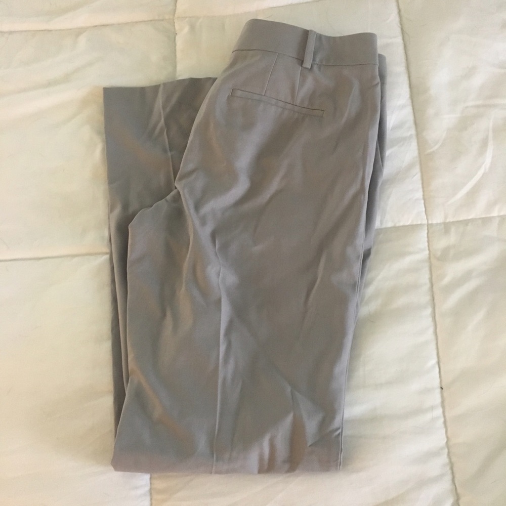 Ann Taylor - Size 6 Signature Dress Pants