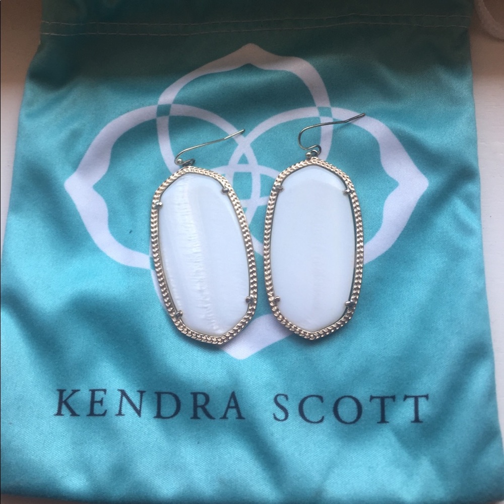 Kendra Scott Danielle Earrings