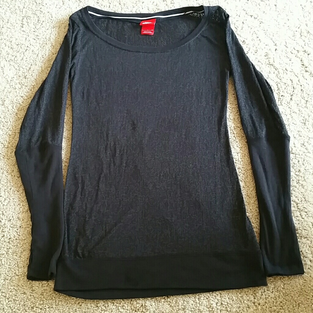 Nike top size S
