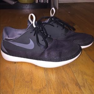 Nike Solar Soft Running Shoes