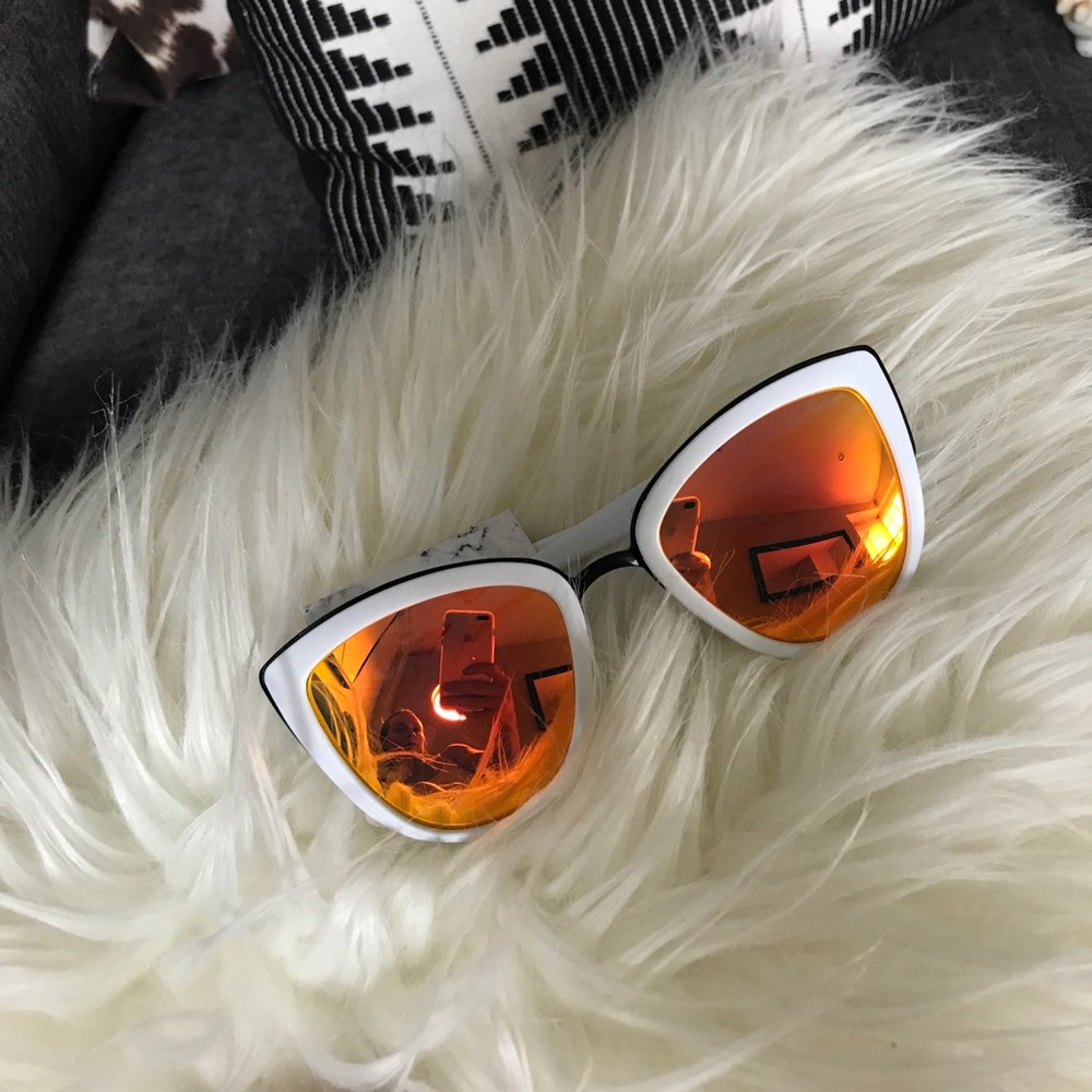 Mirrored Lens Cat Eye Sunglasses