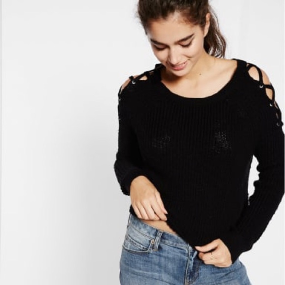 Cold shoulder lace up sweater