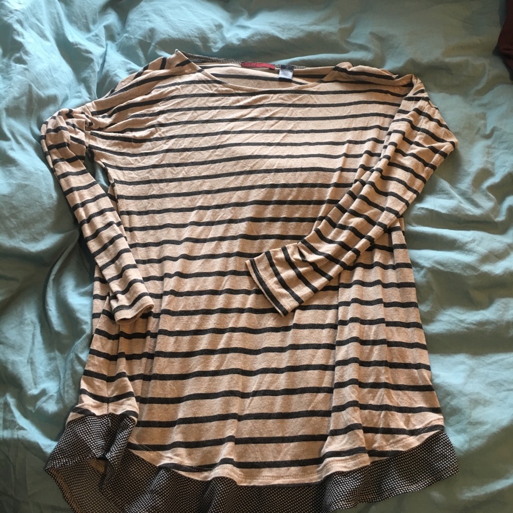 ⚡️⚡️⚡️ FLASH SALE⚡️⚡️⚡️Long sleeve with accent