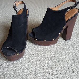 Cute black wedges