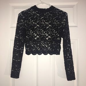 Lace long sleeve crop top