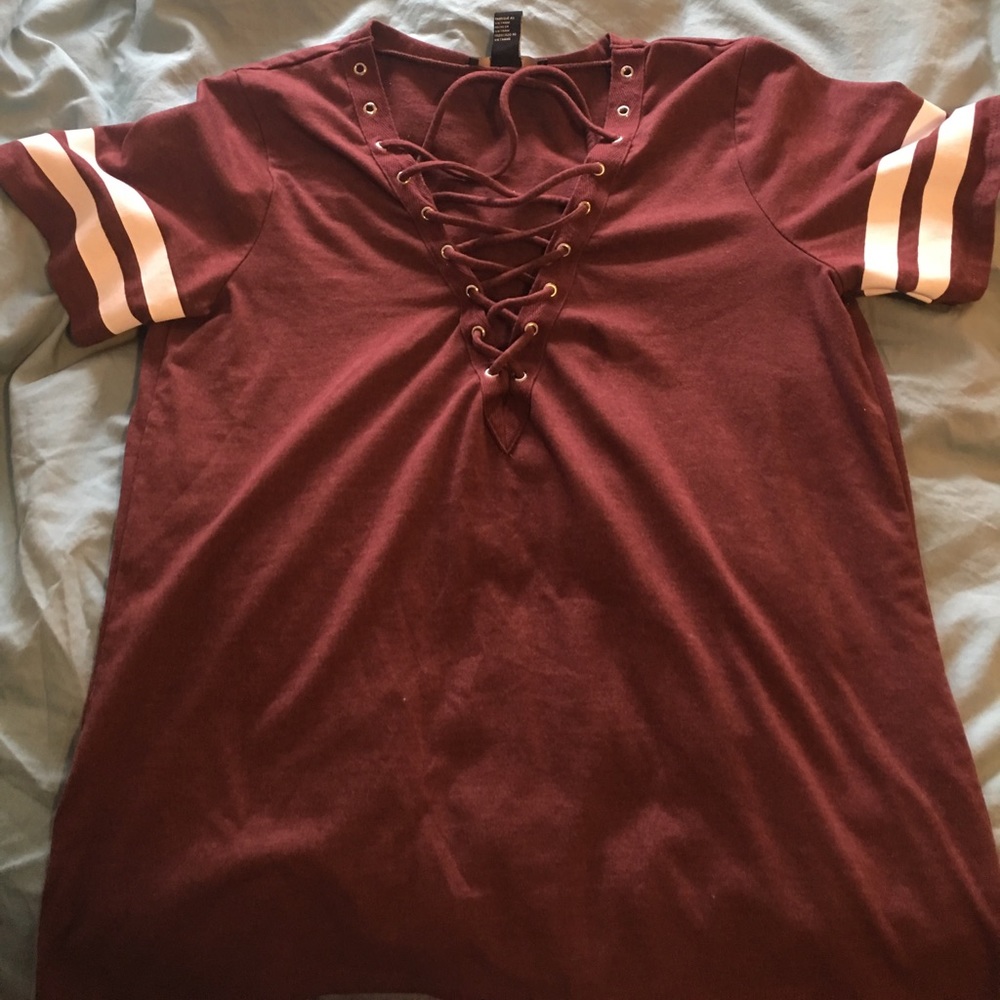 ⚡️⚡️⚡️ FLASH SALE⚡️⚡️⚡️Lace up teeshirt