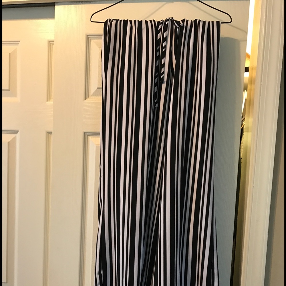 New York And Company Long Striped wide Dress Pants