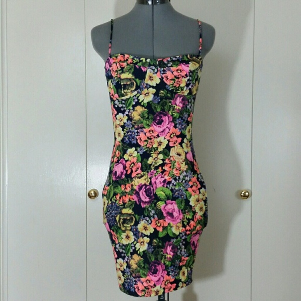 TOBI body on floral neon dress XS/S