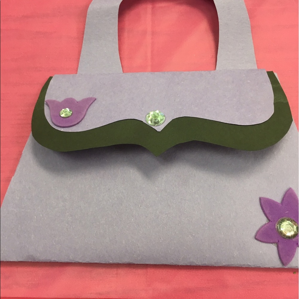 Meet your Posher, Julie