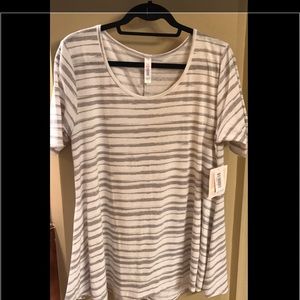 Lularoe Perfect T