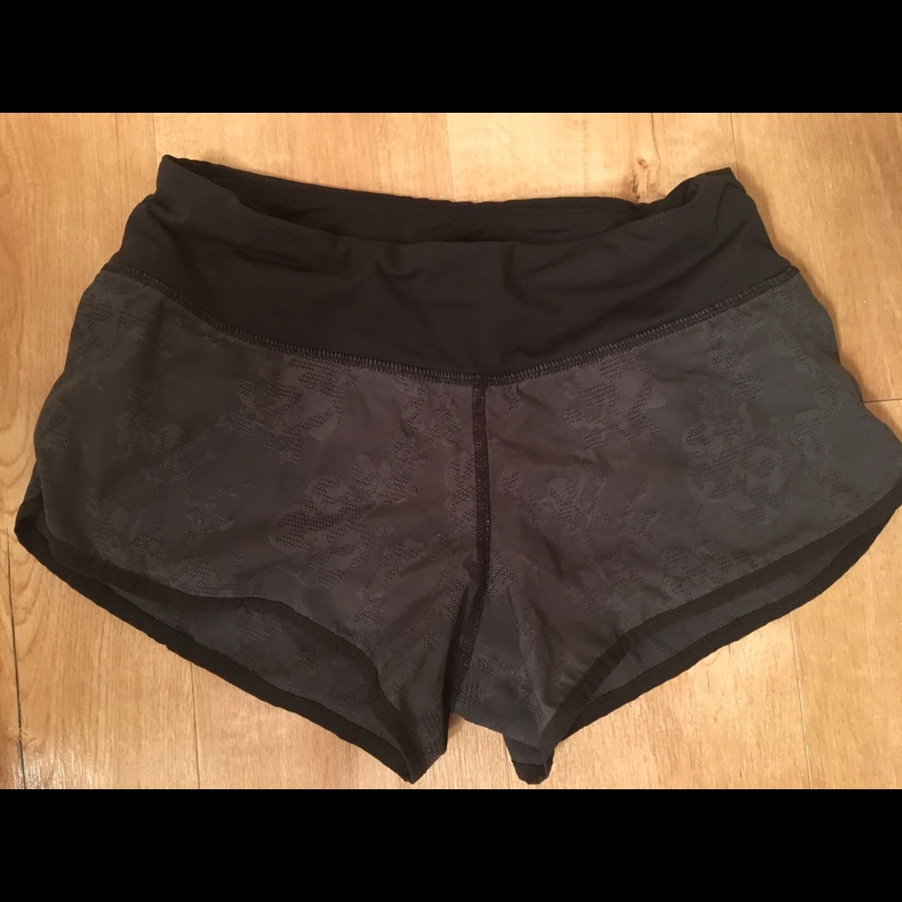 Lululemon speed shorts size 2