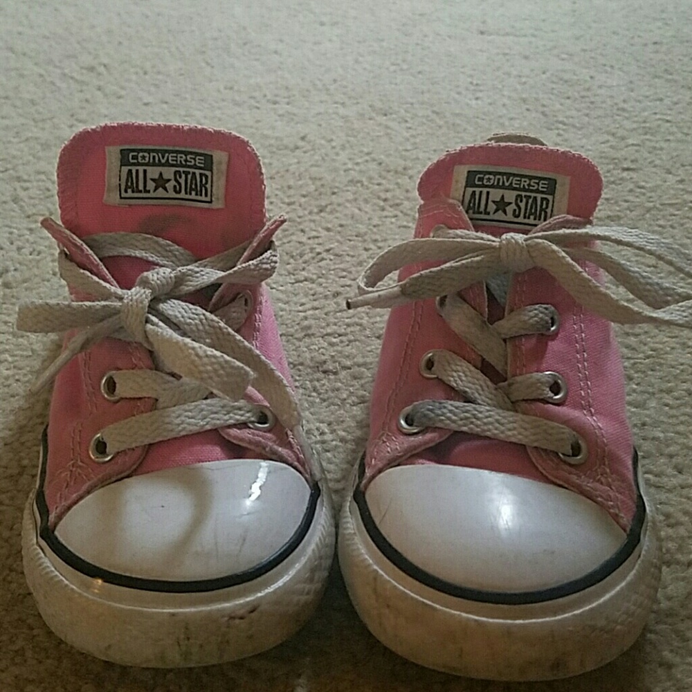 Pink converse
