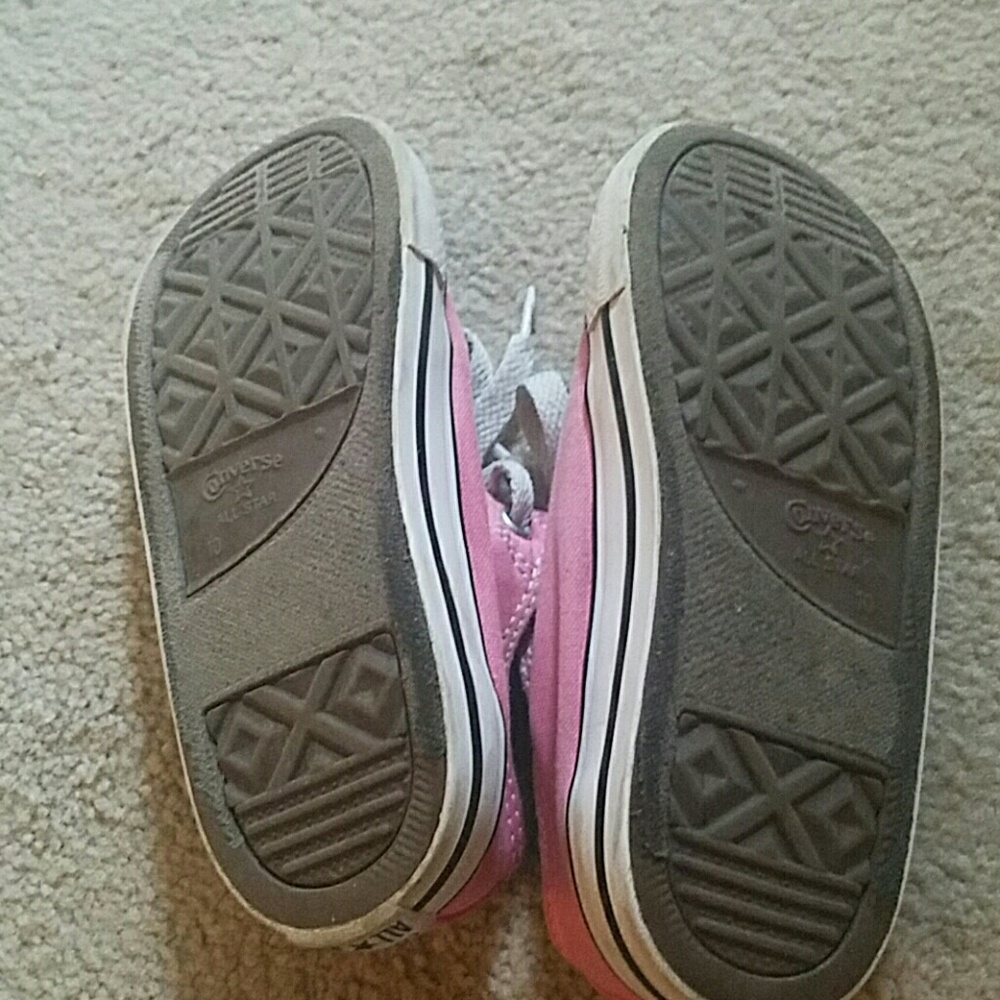Pink converse - Picture 4 of 4