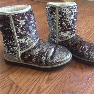 Gently used sparkly uggs. FINAL PRICE