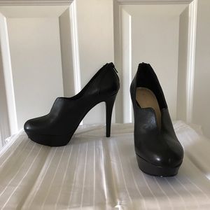 Nine West Leather Shooties