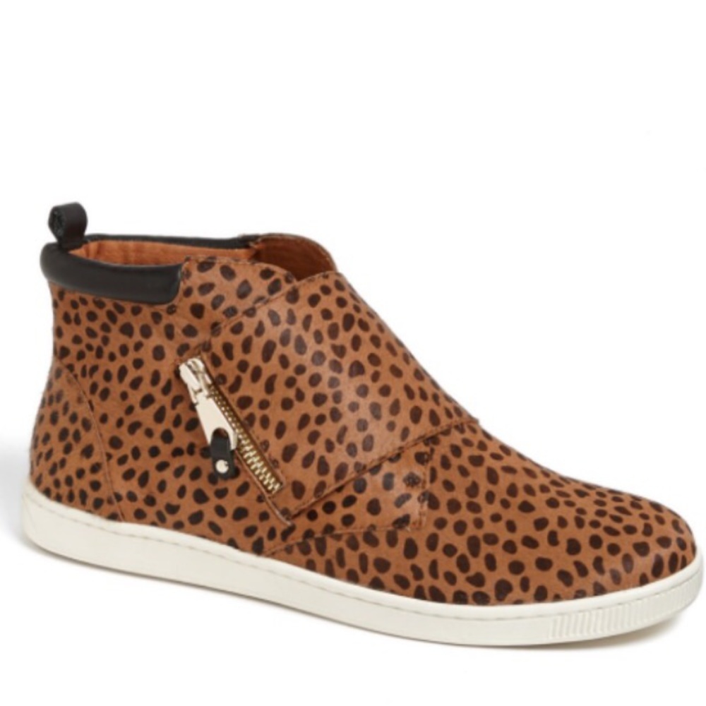 Leopard half calf high top sneakers