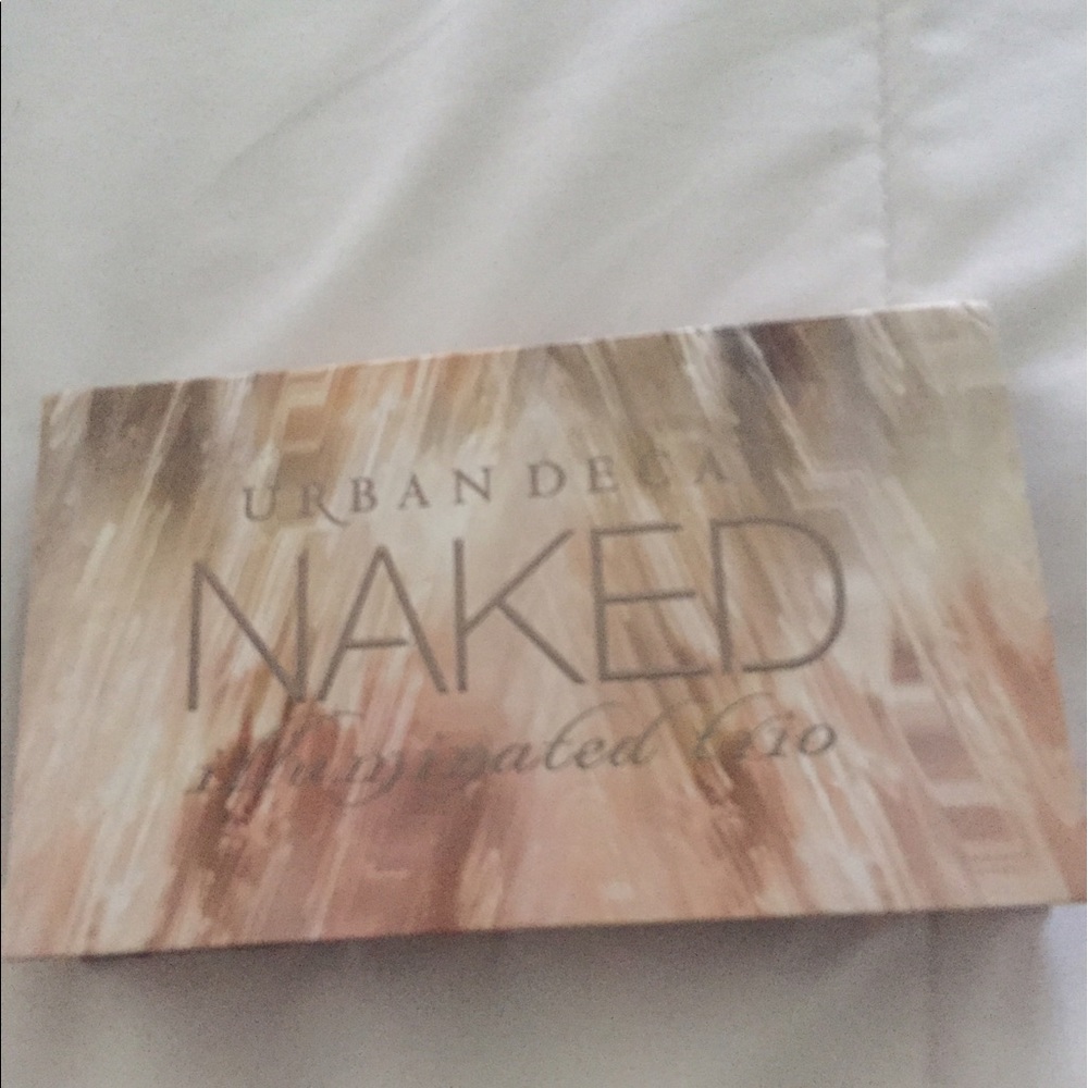 Urban decay illuminated trio